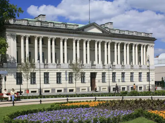 PURO CityGuide Poznan Raczyński Library